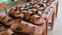 Produk Kerajinan Limbah Kayu Tembus Mancanegara