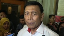 Wiranto Kutuk Penyebar Hoax