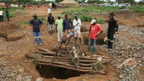 Bendungan Jebol, Puluhan Penambang Zimbabwe Diduga Tewas