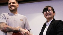 Diperkenalkan, Simon McMenemy Resmi Tangani Timnas Indonesia
