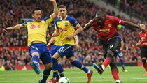 Dua Gol Lukaku Bawa MU Geser Arsenal