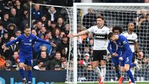 Tundukkan Fulham, Chelsea Pepet Arsenal