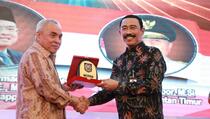 Sekjen Kemendagri Tegaskan Perlunya Sinkronisasi Kebijakan Pusat dan Daerah