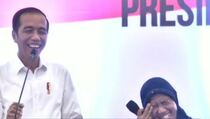 Saat Jokowi Dipuji Ganteng oleh Penerima PKH di Pangkalpinang
