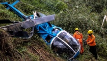 Evakuasi Helikopter Jatuh di Tasikmalaya Akan Dipotong-potong