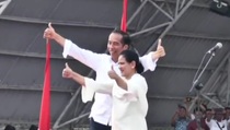 LSI : Jokowi Unggul di Kelompok Emak-Emak karena Program Nyata