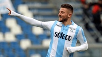 Pamitan ke Lazio, Milinkovic-Savic Gabung MU?