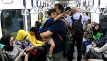 PT MRT Jakarta Tambah 80 Petugas di 4 Stasiun