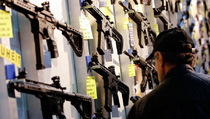 Warga Swiss Setujui UU Senjata yang Lebih Ketat