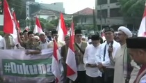 Massa Tandingan People Power Gelar Aksi di Tugu Proklamasi