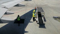 Kendaraan Ground Handling Bermasalah Picu Asap di Bandara Soetta