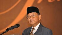Habibie Pernah Sebut Singapura Cuma Bintik Merah