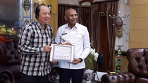Dato Sri Tahir Bantu Rp 5 Miliar untuk Pemerintah dan Masyarakat Jayapura
