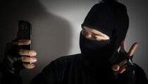 Begini Kiat Hindari Penipuan di Media Sosial