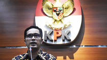 Kasus Suap Impor Ikan, KPK Periksa 2 Sekretaris Dirut Perum Perindo