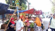 Pascakericuhan, Pedagang Kembali Berjualan di Palmerah