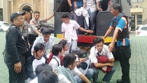 Polisi Bekuk Tujuh Admin Grup WA STM-SMK
