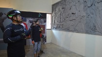 Komunitas Sepeda Kagumi Situs Relief dan Menara ATC Kemayoran
