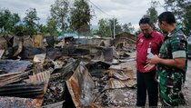 TNI-Polri dan Masyarakat Bersihkan Puing-puing Kerusuhan Wamena