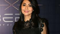 Tessa Kaunang Tak Sembarangan Pilih Klinik Kecantikan