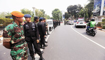 Penjagaan Berlapis Diberlakukan di Sekitar Gedung Parlemen