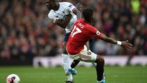 Legenda Arsenal Sebut Fred dan McTominay Tak Bisa Mengoper Bola