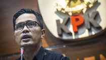 Kasus Suap Distribusi Gula, KPK Periksa Petinggi Bulog