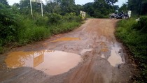Pemprov Jambi Libatkan Swasta Atasi Kerusakan Jalan
