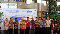 Jababeka Buka Pusat Komersial Living Plaza