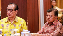 Theo Sambuaga Yakin Airlangga Terpilih Kembali Jadi Ketum Golkar