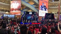 Star Wars Universe Meriahkan Nuansa Natal untuk Penggemar di Mal