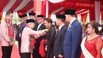Bupati Eka Persembahkan Penghargaan untuk Masyarakat Tabanan