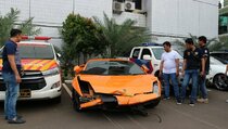 Putra Sulung Ayu Azhari Ditangkap Terkait Kepemilikan Senjata Koboi Lamborghini