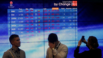 Bursa Dunia dan IHSG Tumbang Akibat Virus Korona