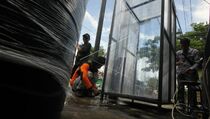 Gugus Tugas Corona Ingatkan Disinfektan Tidak Disemprotkan ke Tubuh