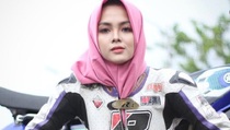 Kintan Mary, Pembalap Perempuan dengan Sederet Prestasi
