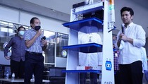 ITS dan Unair Luncurkan Robot Pelayan Pasien Covid-19
