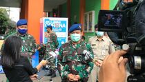 Cegah Covid-19, Puspotdirga TNI AU Berikan APD dan Masker untuk Puskesmas Kecamatan Makasar