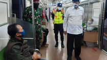 Hari Ketiga PSBB di Tangerang Raya, Warga Mulai Sadar Gunakan Masker