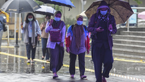 PPKM Mikro, Pemerintah Bagikan 35 Juta Masker untuk Masyarakat