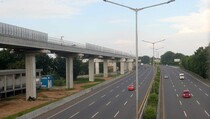PSBB, Pemerintah Daerah Siapkan Aturan Pergerakan Orang di Jabodetabek