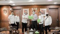 Bertemu Azis Syamsuddin, HMS Center Minta DPR Lindungi Jamu Lokal