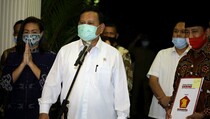 Menteri Pertahanan Dapatkan Bantuan APD dari Australia