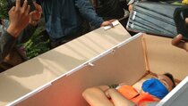 Pelanggar Protokol Kesehatan di Pasar Rebo Dihukum Masuk Peti Mati