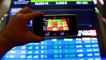 IHSG Menghijau, Saham IRRA Melonjak 13,93%