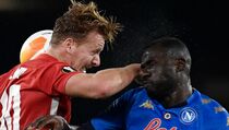 Napoli Menyerah dari AZ Alkmaar di San Paolo