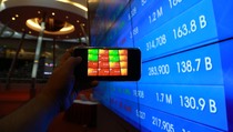 Meski Asing Jual Saham Rp 174 Miliar, IHSG Menguat ke 6.611