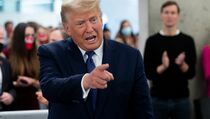 Terkait Sidang Pemakzulan, Trump Kecam Ketua Partai Republik