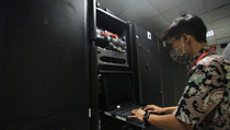 Dian Swastatika Sentosa Kuasai 19,9% Saham Smartfren