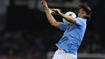 Vialli Sarankan Juventus Gaet Cavani